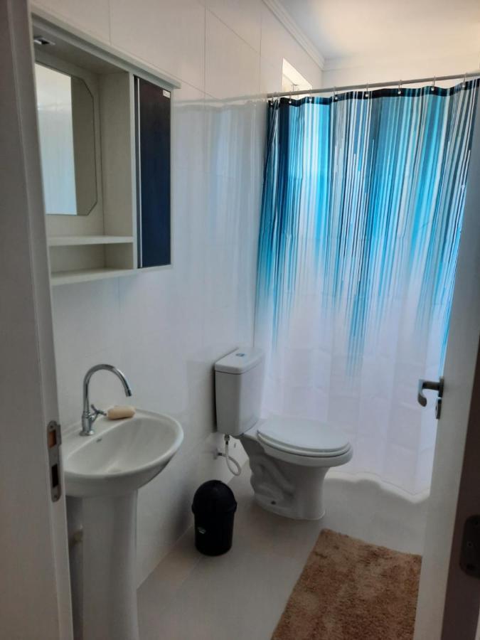 Agradavel Apartamento Em Bairro Silencioso... 캄보리우 외부 사진